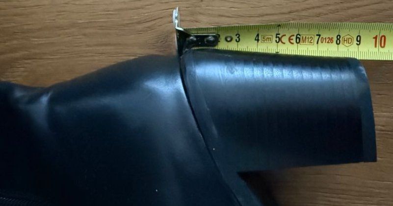 Scarpe da donna: Hoher Stiefel schwarz Grösse 41 – Usato da Bischofszell venduto da kro_ykt6 6