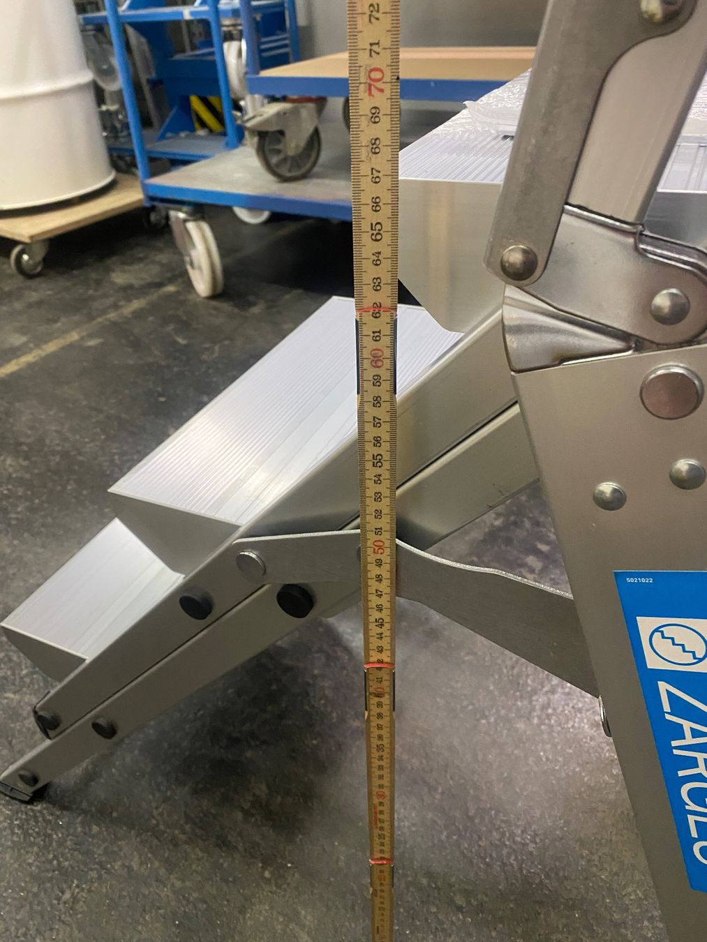 Zarges Scale: Zarges Trittleiter Plazastep P ab 1.- – Nuovo e nell'imballaggio originale da Wabern venduto da HK-Design 6