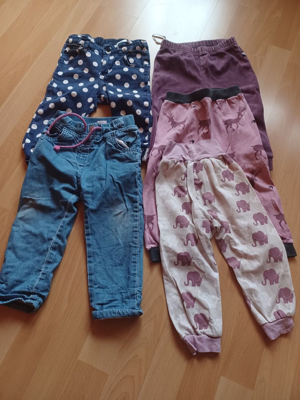 Lotti & Set di vestiti: 25 teiliges Mädchen Paket 86 – Usato da Matt venduto da Remonso 2