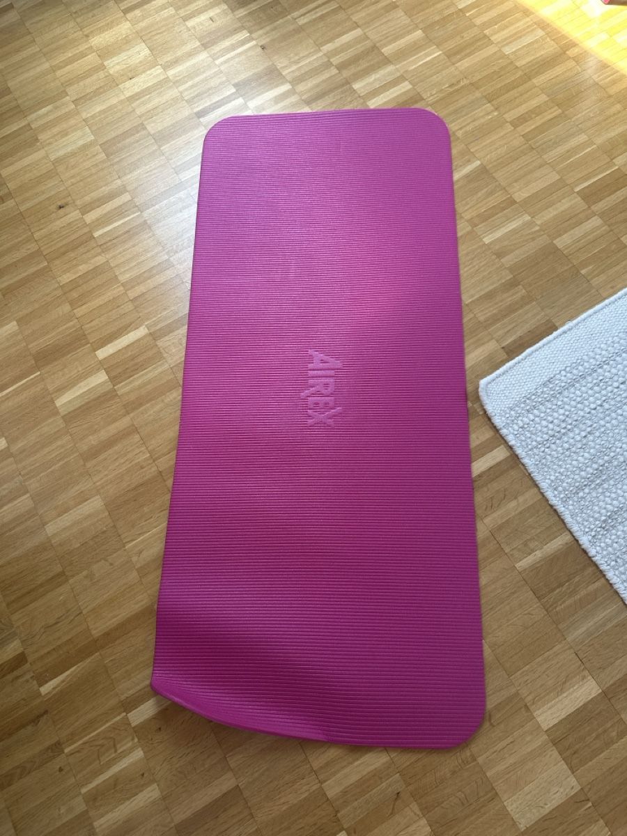 Airex Tappetini fitness: Fitnessmatte AIREX neuwertig – Usato da Ettingen venduto da JaneSP