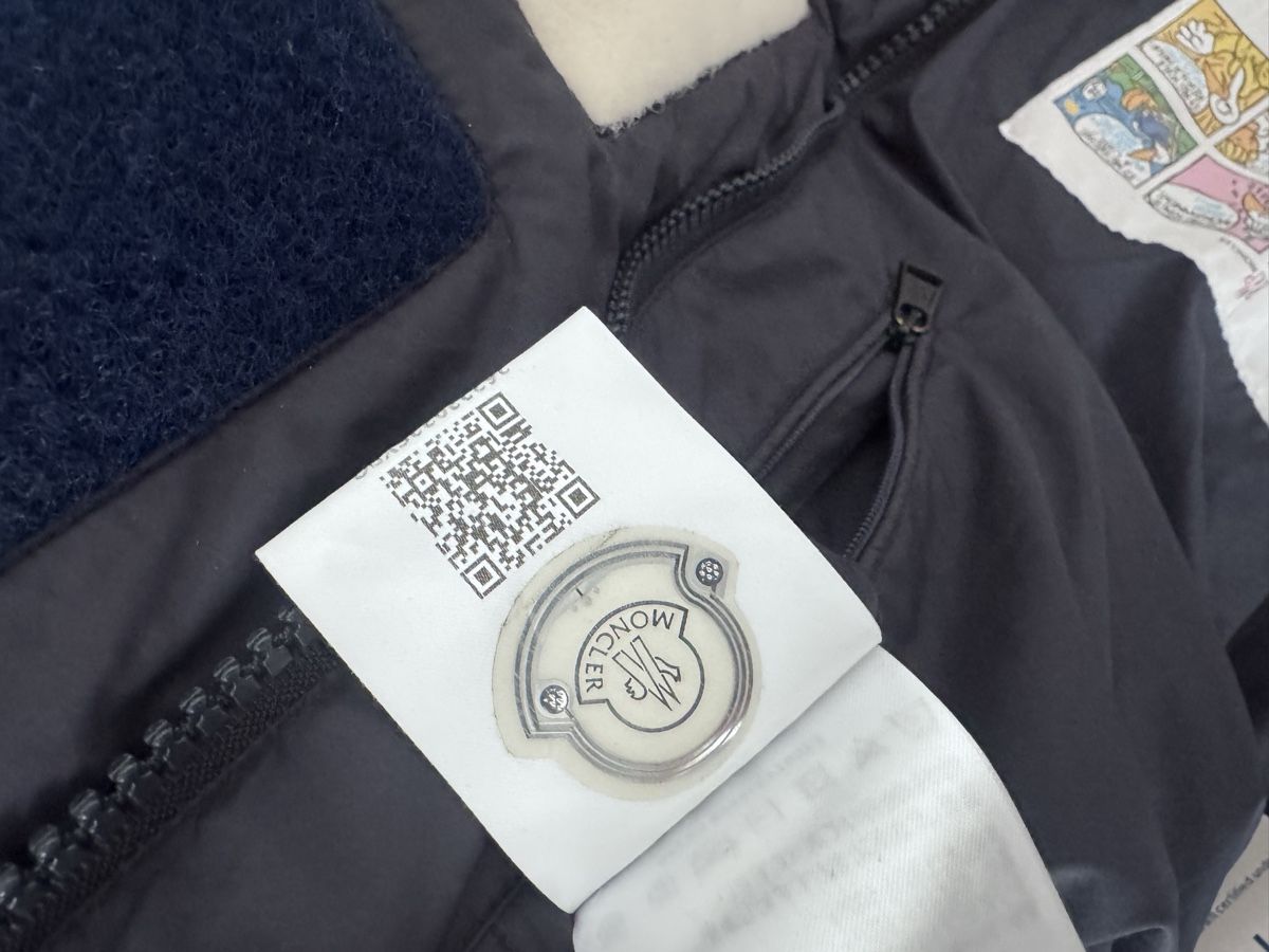 Moncler Gilet & Giacche: Moncler Daunenweste dunkelblau Grösse 1 – Usato da Chur venduto da ric_gf88 2