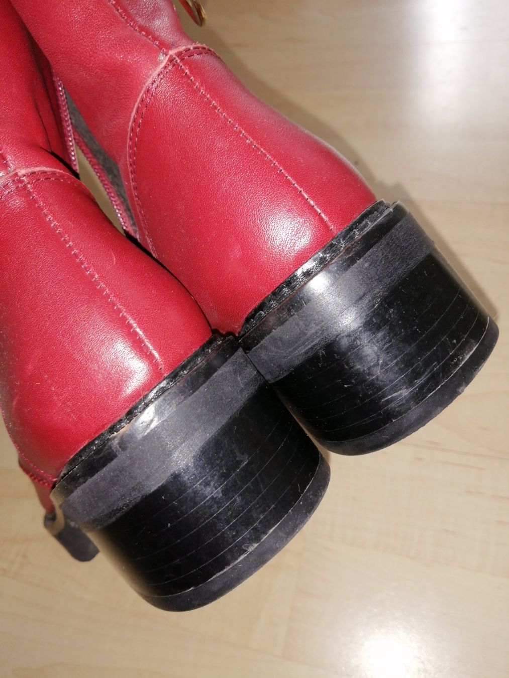 Damenschuhe: Damenstiefel aus echtem Leder size 35 – Gebraucht aus Buchrain von nat_pl5p 6