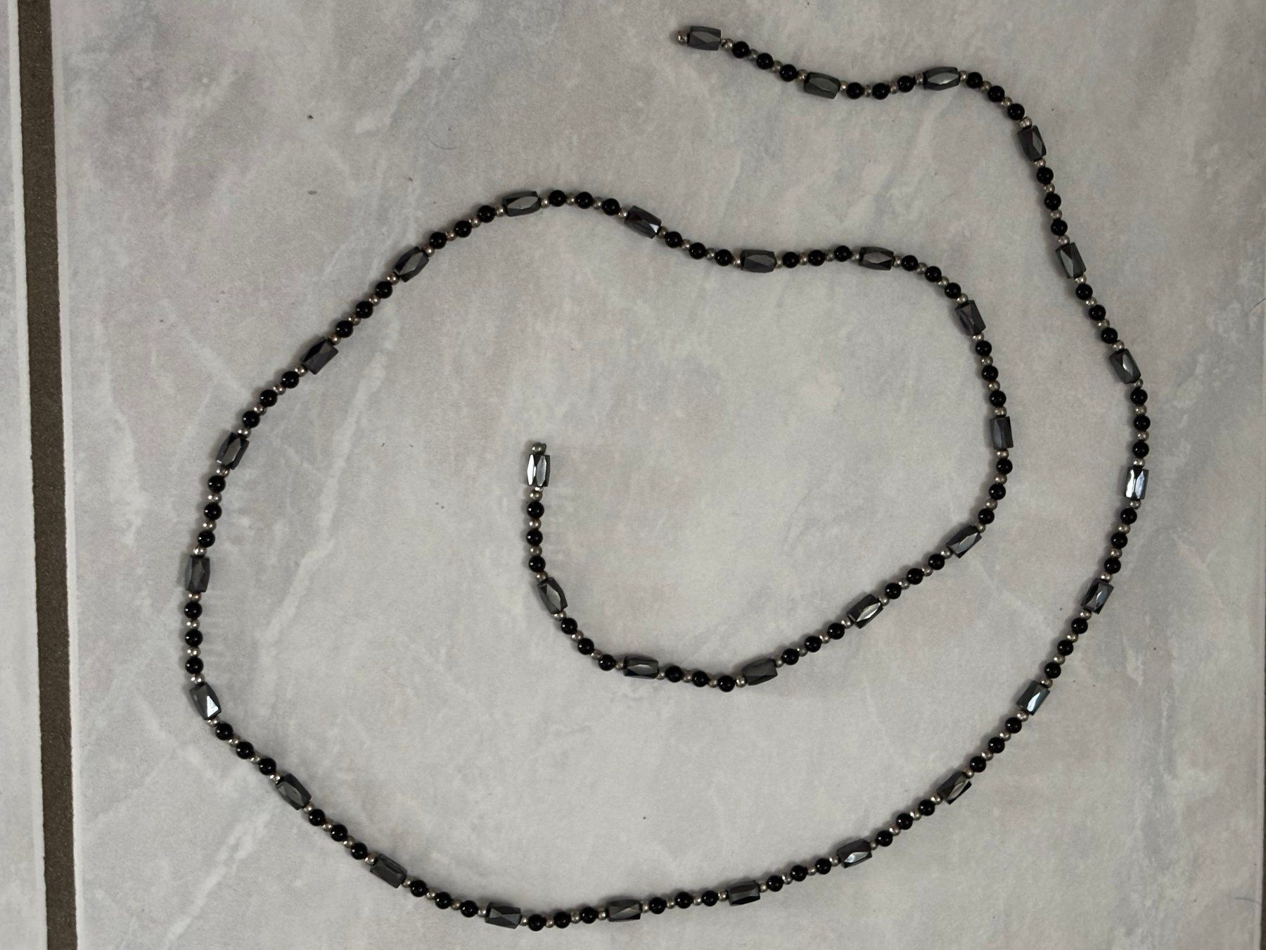 Catenine: Magnetit-Halskette, Silber und Schwarz, Top Zustand – Usato da Münchwilen AG venduto da Juean 3