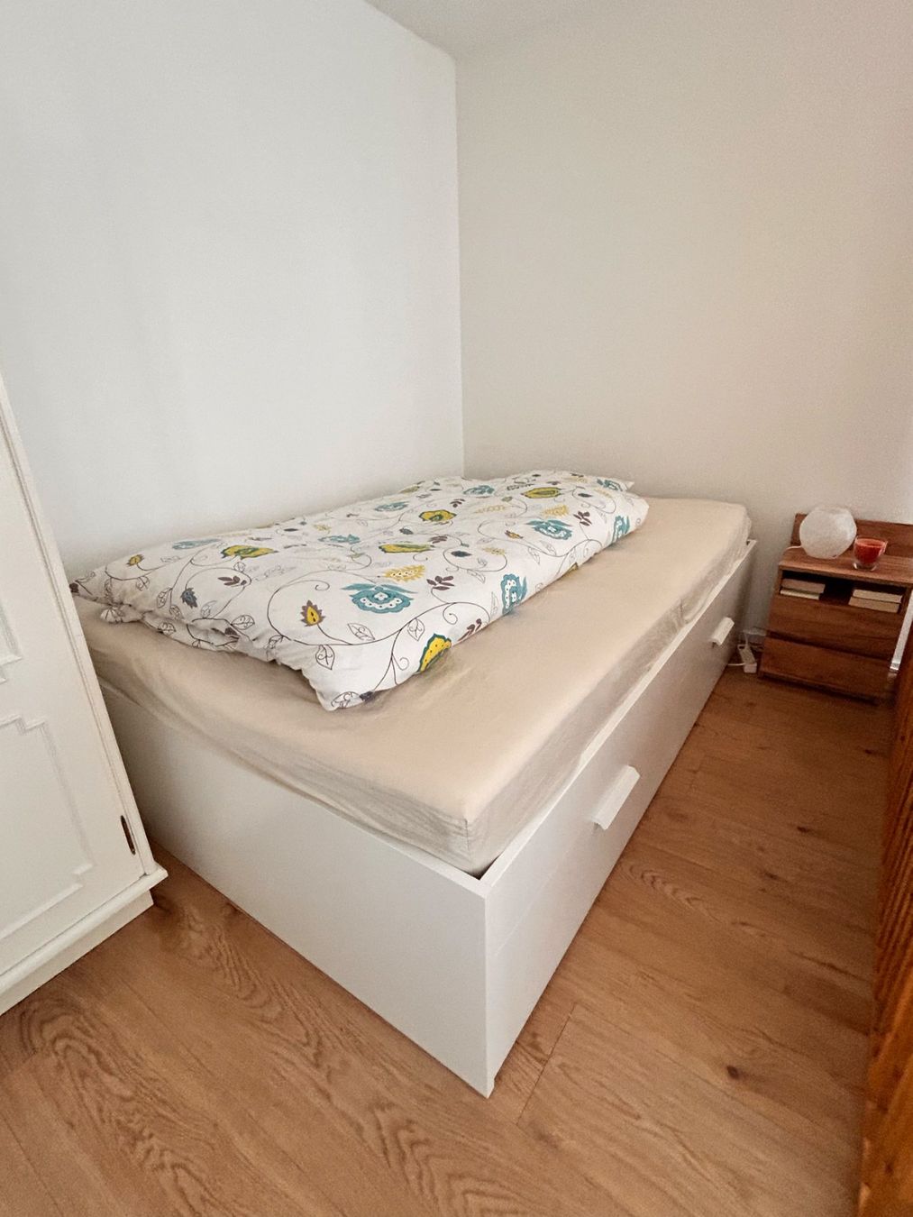 Ikea Letti: Bett Ikea BRIMNES – Usato da Ostermundigen venduto da nad_5k2b