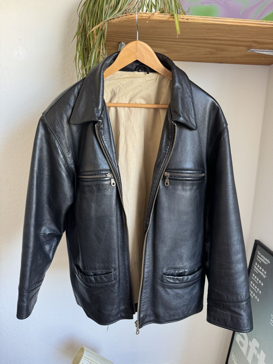 Giacche: Veste en cuir noir – Usato da Lausanne venduto da mat_75vw