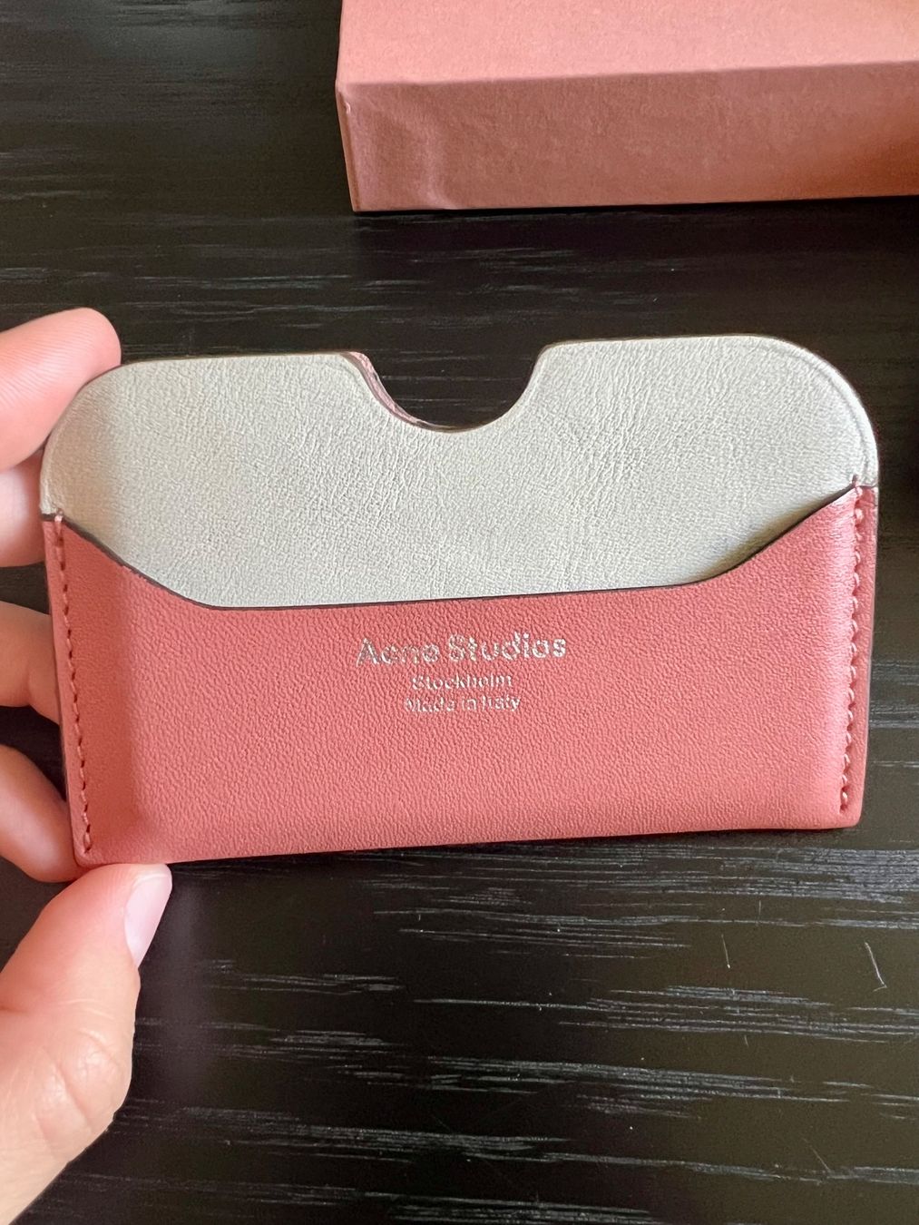 Sonstige Kleidung & Accessoires: Acne Studios Kartenetui – Gebraucht aus Zurich von Jul_wr5m 1