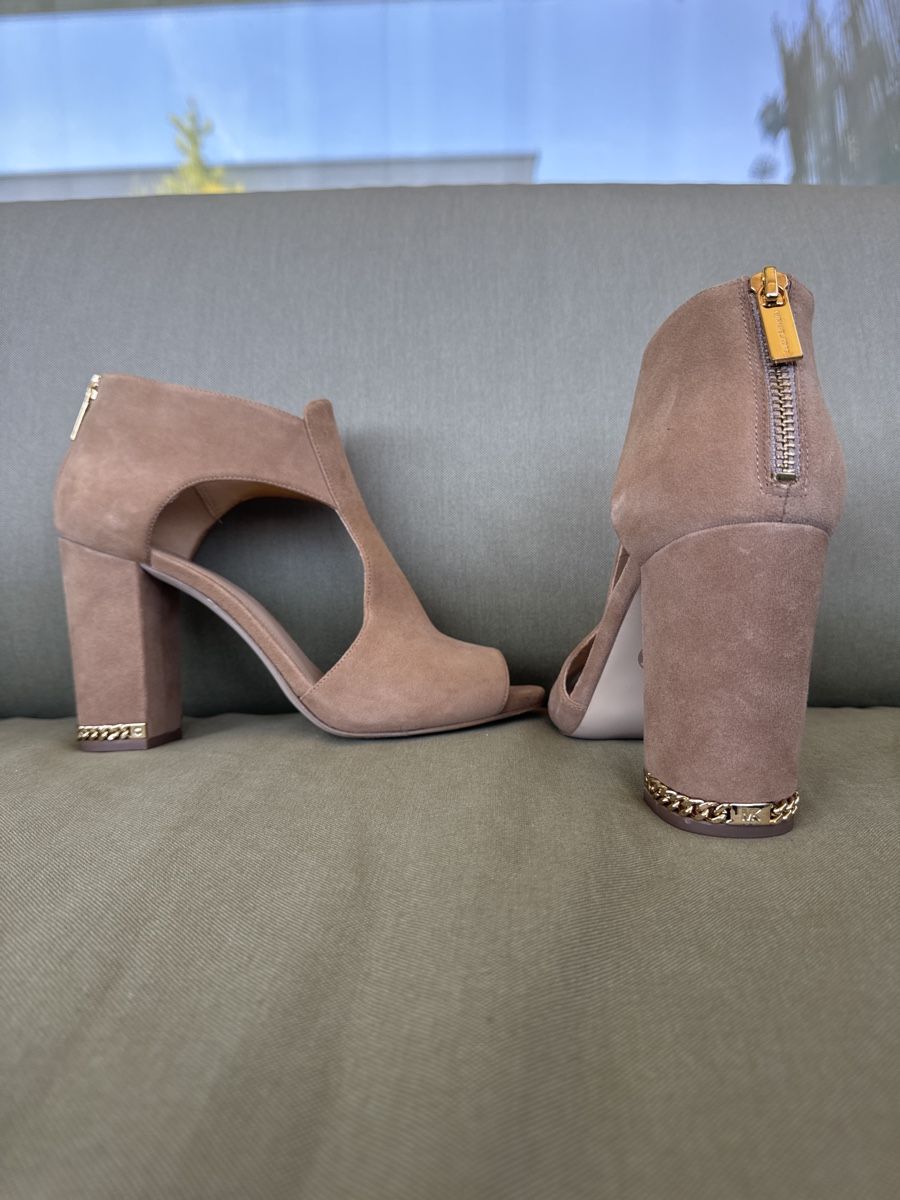 Scarpe da donna: Michael Kors Suede Sandals, Size 39, Summer Ready – Nuovo (secondo la descrizione) da Berneck venduto da E_ZLK