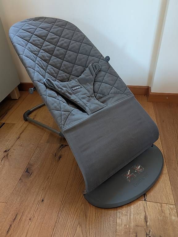 Sdraiette & Sdraiette a dondolo: BabyBjörn Wippe – Usato da Teufen AR venduto da mriss