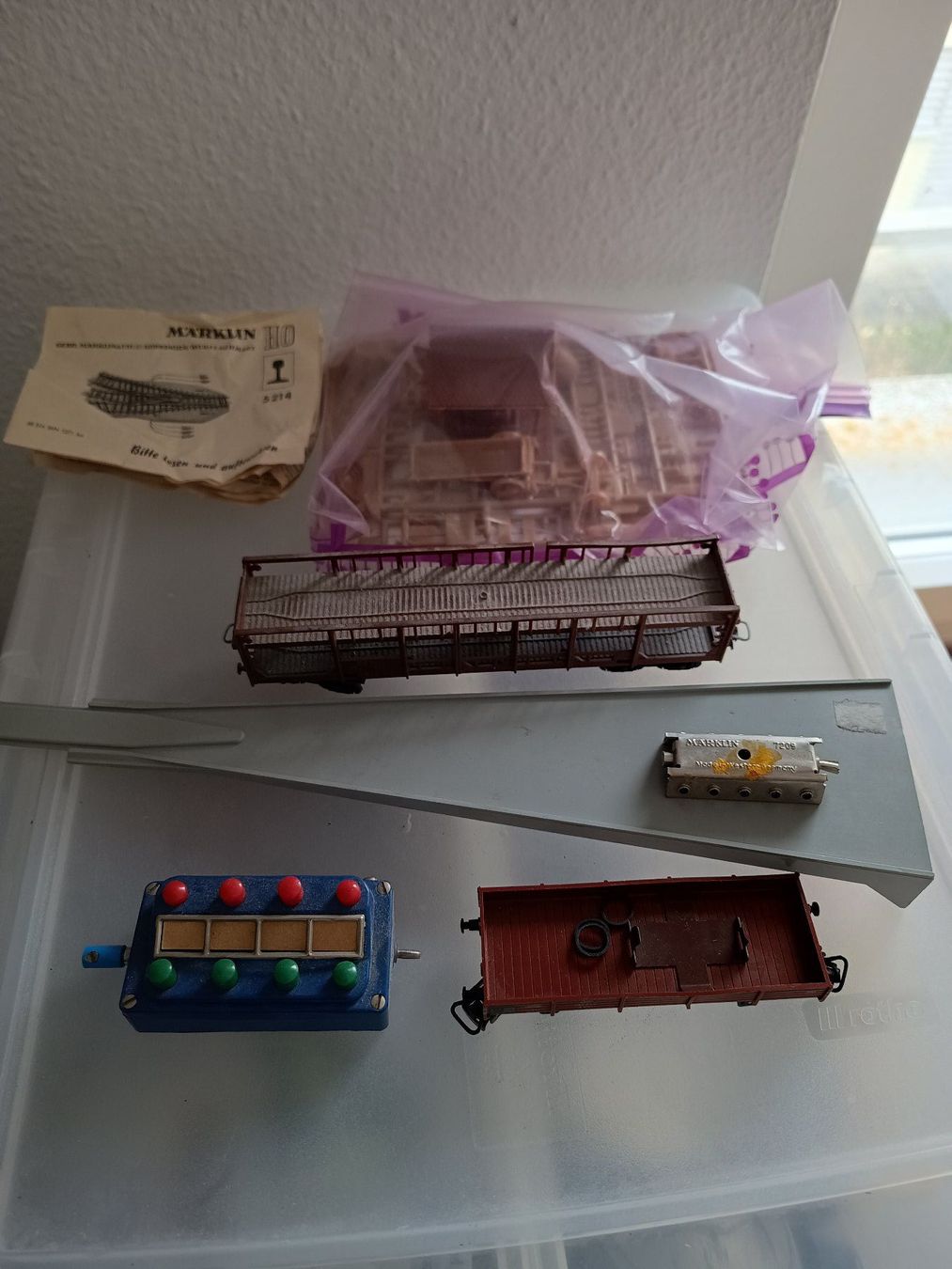 Märklin Modellini di ferrovie: Märklin / Lima Eisenbahn Restzeugs, gebraucht – Usato da Döttingen venduto da Schlei