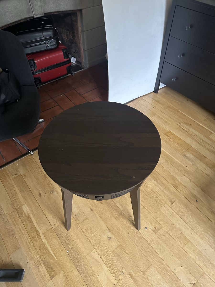 Ikea Purificatori d'aria: IKEA STARKVIND Tisch mit Luftreiniger dunkelbraun  – Usato da Bern venduto da holaasoyflora 2