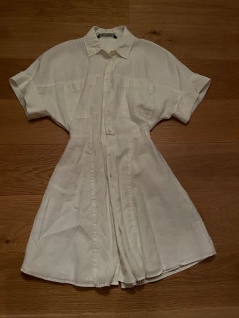 Weisses Zara Kleid