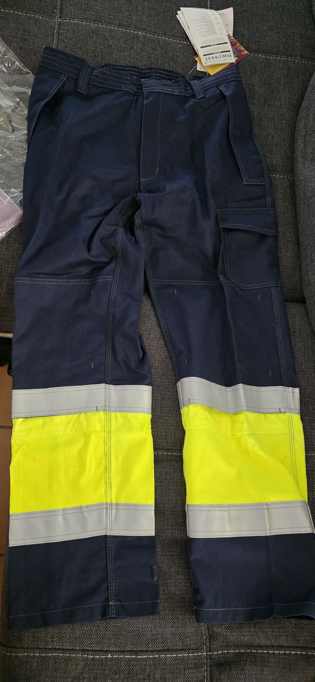 Pantaloni: Arbeitshosen 2.Stk Qualität – Nuovo e nell'imballaggio originale da Nuglar venduto da Danivenividiundeasy 2