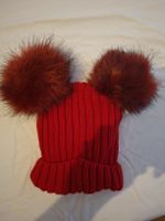 Strickmütze rot mit zwei Bommeln guter Zustand gebraucht