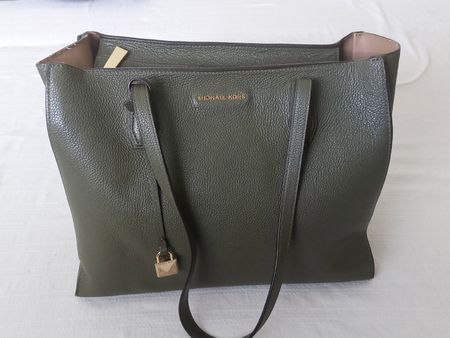 Michael Kors Handtasche grün, Leder guter Zustand