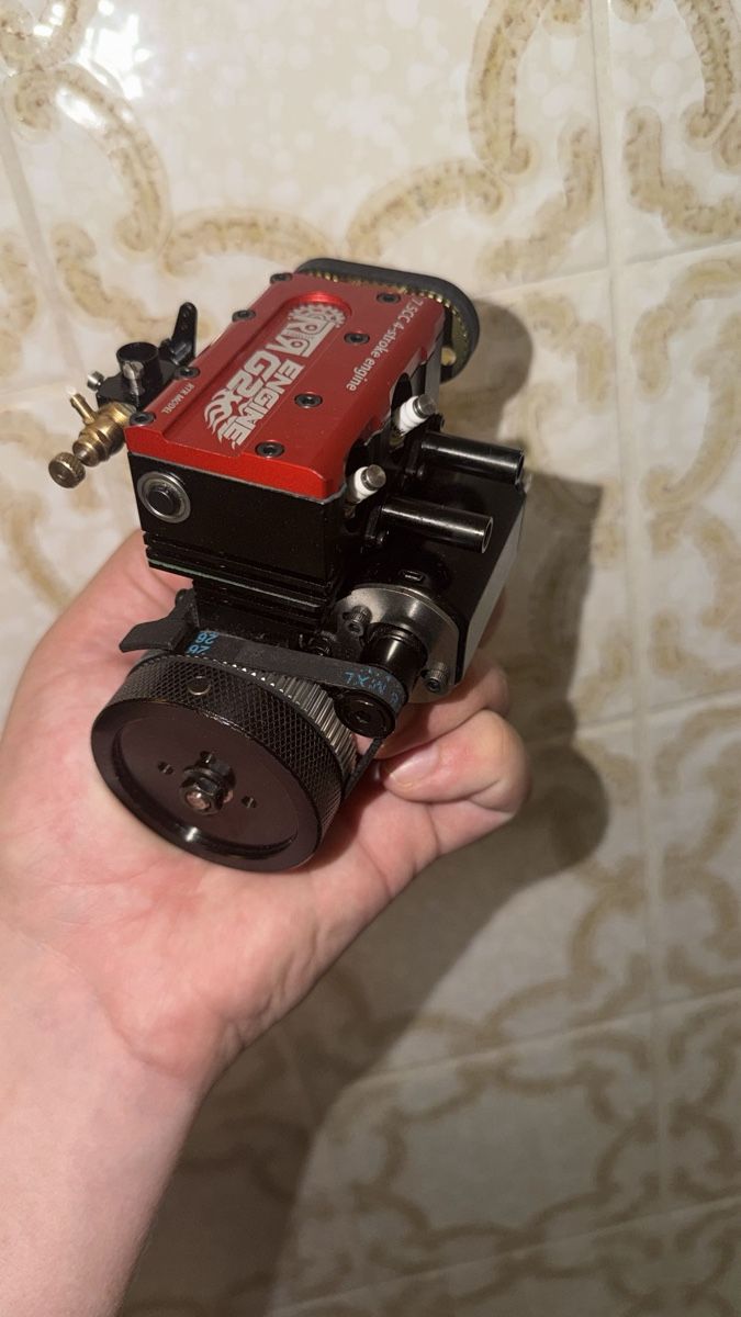 Motori: 4 Stroke 2 Celinder Inline Benzin Motor Wassergekühlt  – Usato da Ostermundigen venduto da sve_b2wl 2