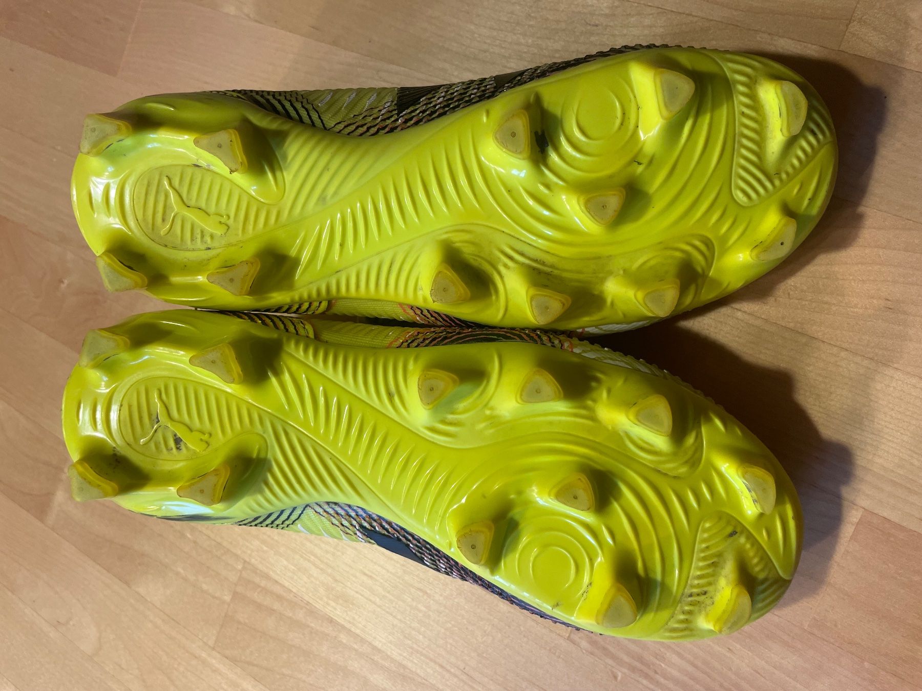 Puma Scarpe per ragazzi: Puma Fussbalschuhe Grösse 33 – Usato da Schiers venduto da sab_79fy 2