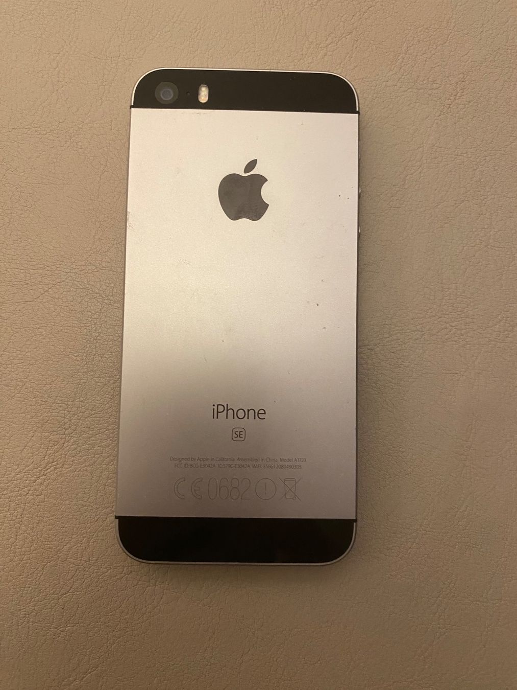 Apple Telefoni cellulari / Smartphones: iPhone SE – Difettoso da Adliswil venduto da Busys 1