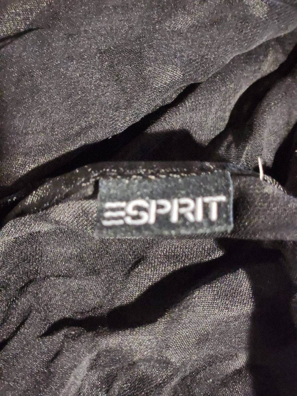 Esprit Foulards & écharpes: Écharpe   noire Esprit avec franges, chic – D'occasion à Niedergösgen par Eva2410 4