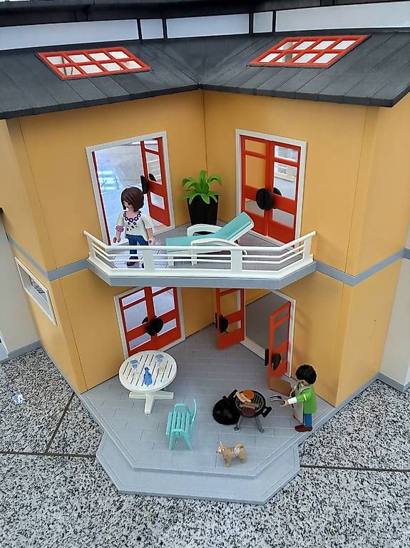 Spielzeuge: Playmobil Villa – Gebraucht aus Buchrain von SonjaLA