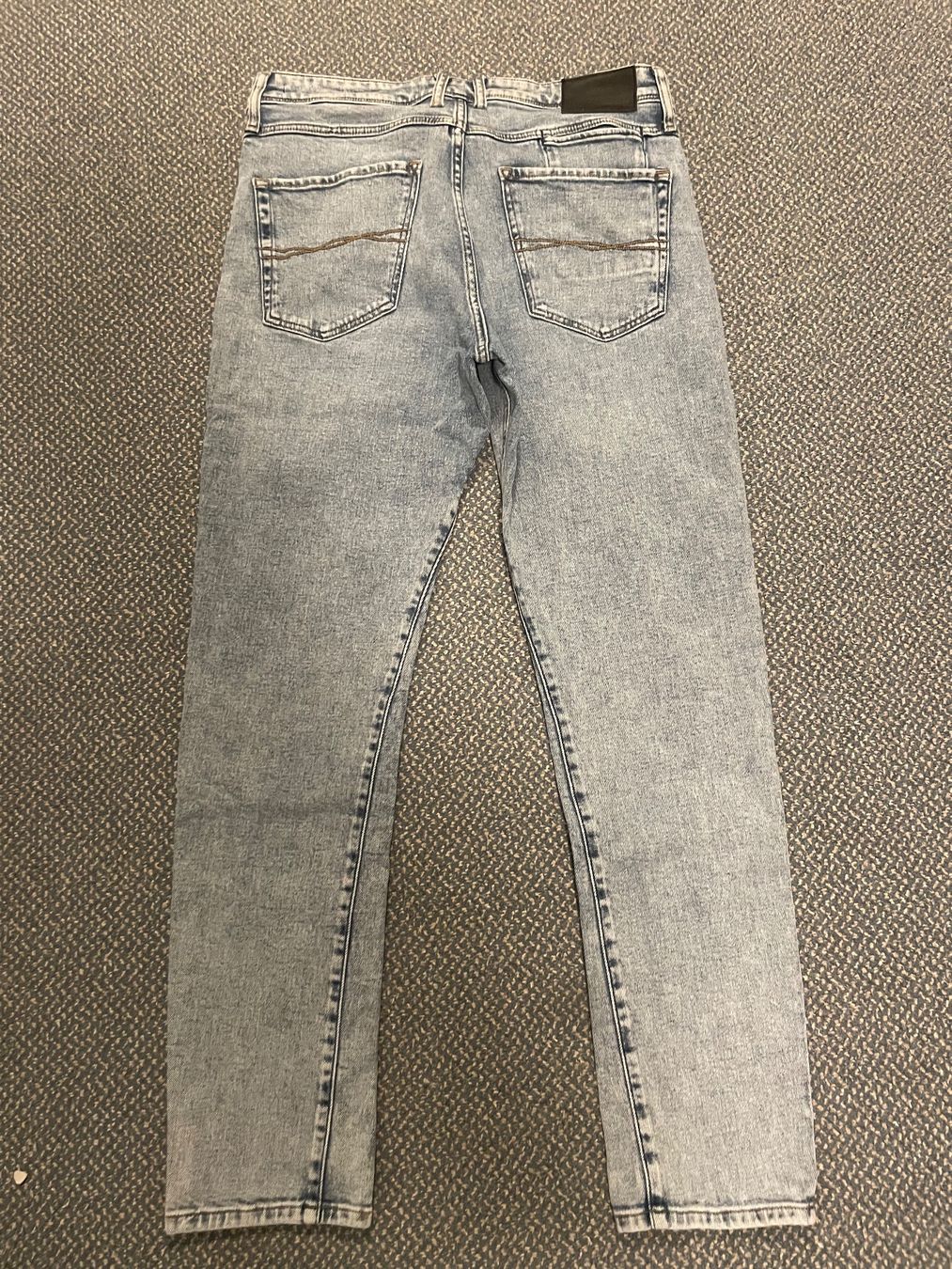 Jeans: GRAUE JEANS – Gebraucht aus Ormalingen von ced.fiech 1