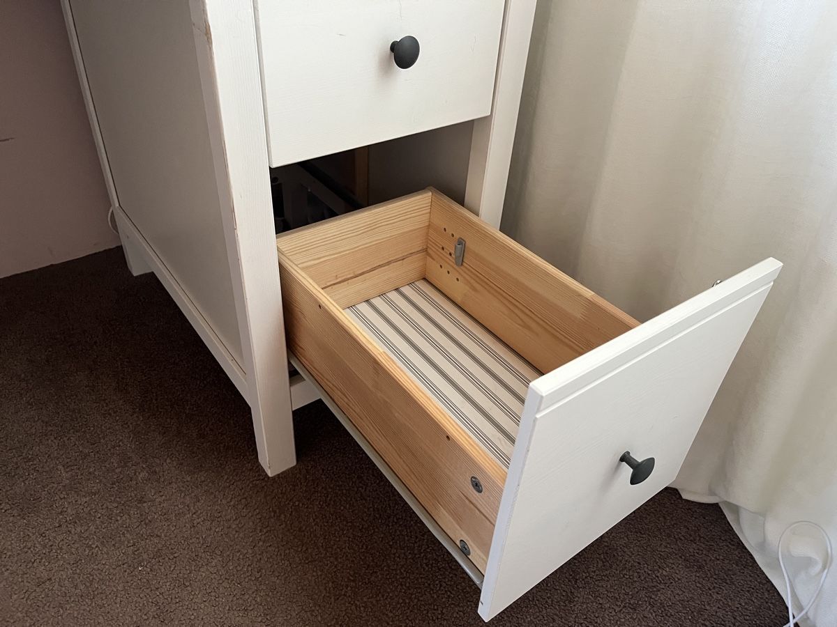 Ikea Scrivanie: IKEA HEMNES Schreibtisch weiss – Usato da Kirchberg SG venduto da Juege69 5