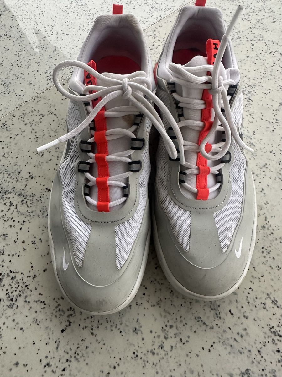 Scarpe da uomo: Nike Sportschuhe – Usato da Pfäffikon SZ venduto da Fili3 1