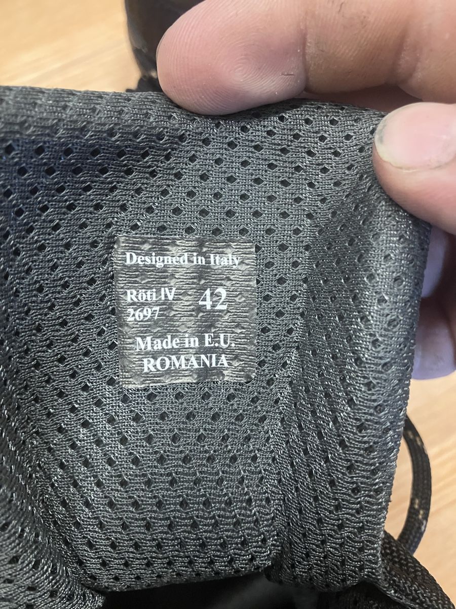 Scarpe da uomo: Wanderschuhe Gr 42 – Nuovo (secondo la descrizione) da Flühli LU venduto da Mansiber 3