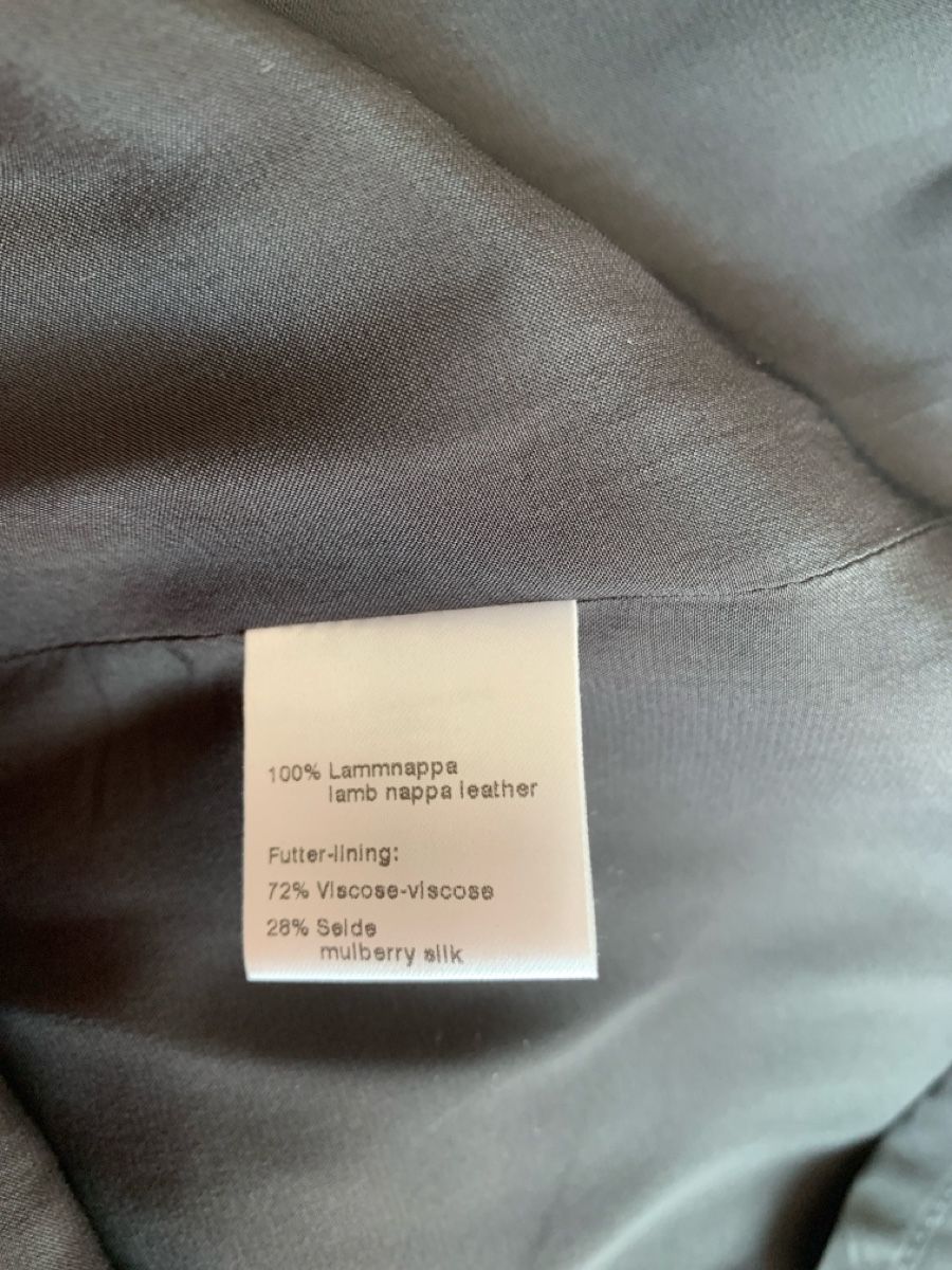 Akris Vestiti: AKRIS: Herrlich swingendes, schwarzes Lederkleid, Gr. 36 – Usato da Luzern venduto da designluzern 7