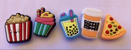 Crocs 5x Anhänger Popcorn Cupcake Bubble Tea Kaffee Pizza 