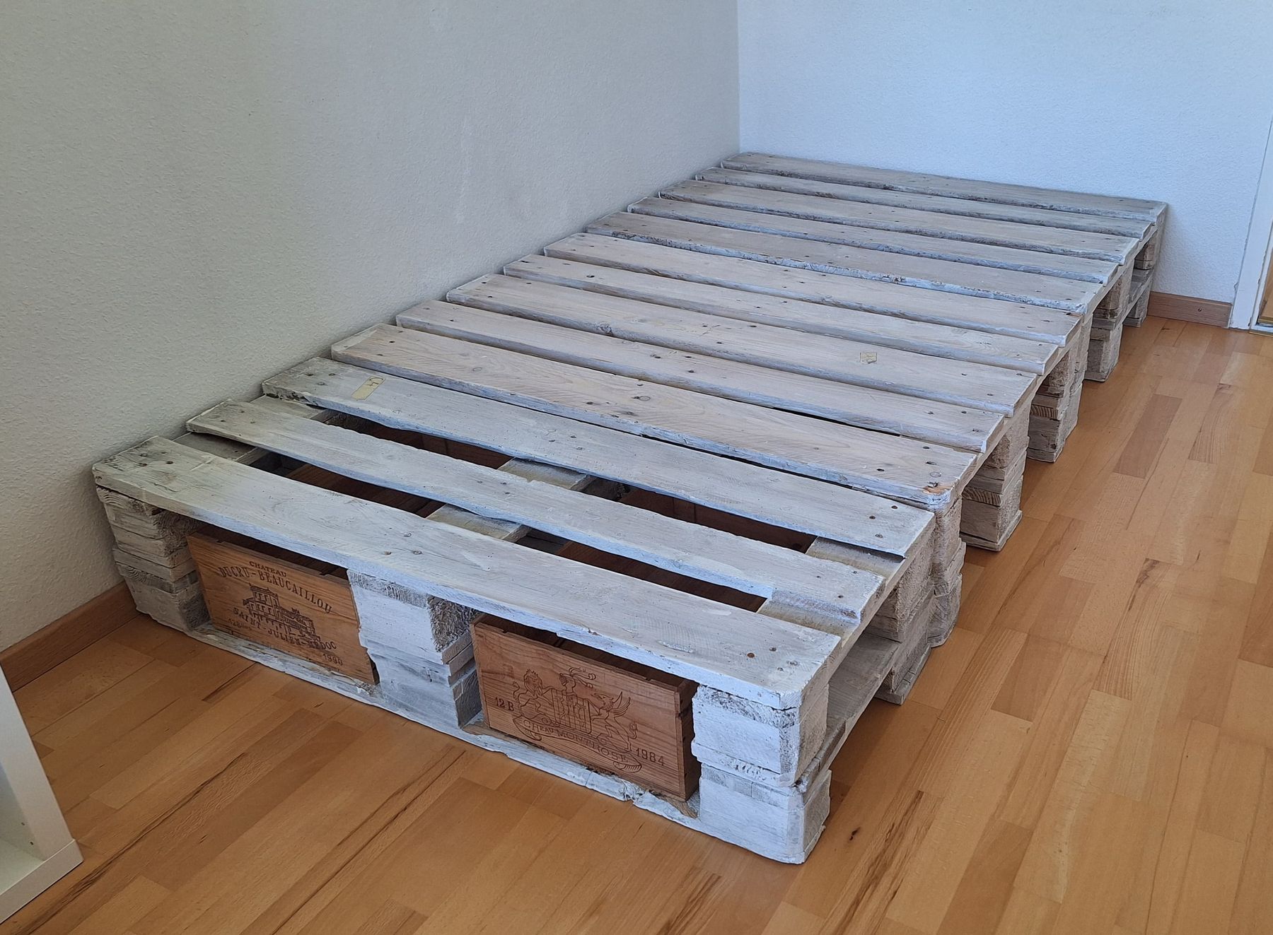 Lits: Palettenbett – D'occasion à Gerlikon par ampu 1