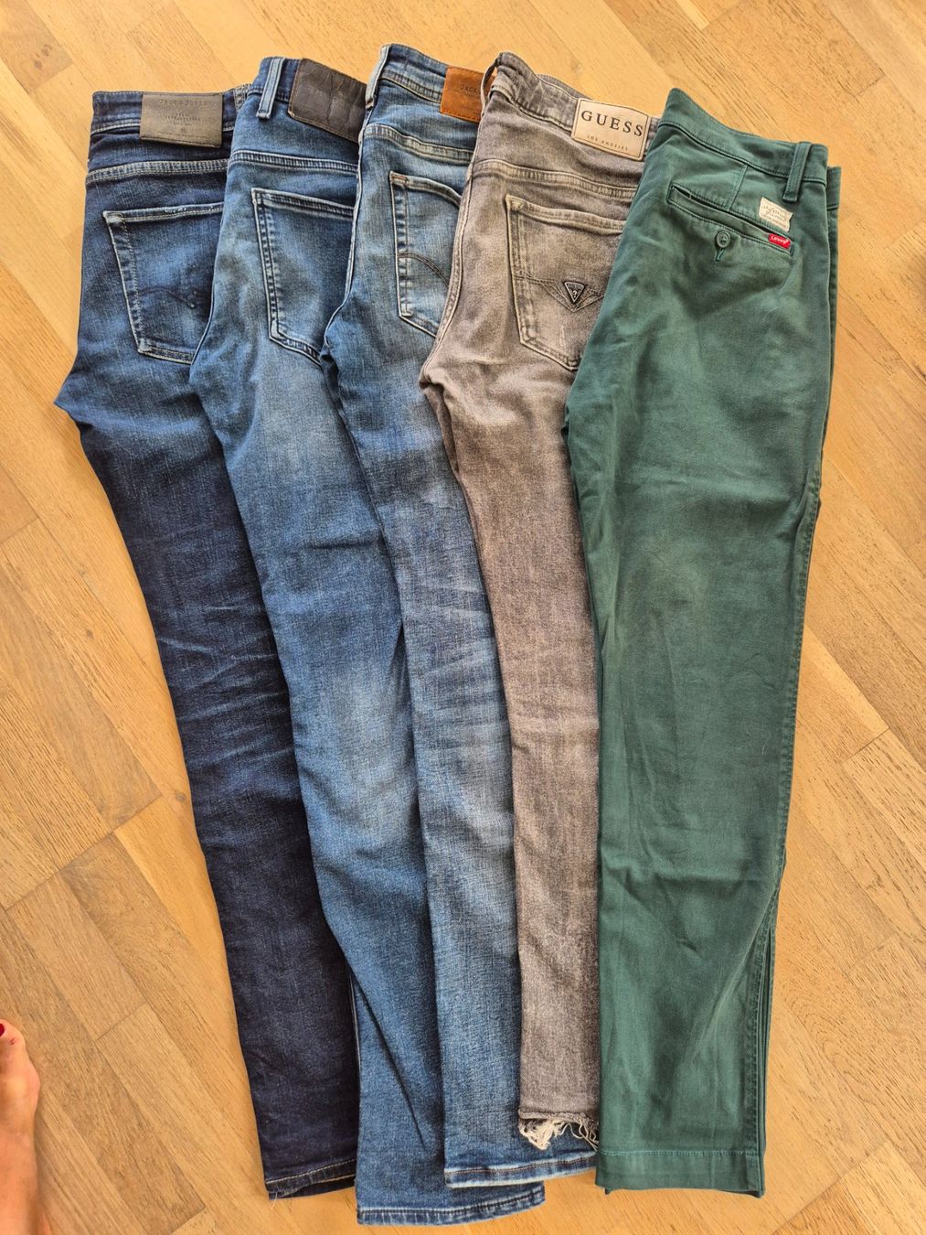 Lotti & Set di vestiti: 👕👖 Marken-Kleiderpaket Grösse S – Usato da Schaffhausen venduto da Madison74 1
