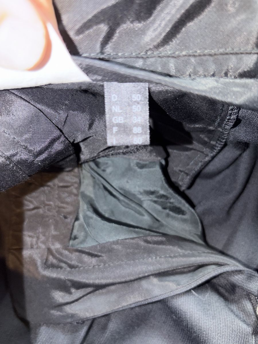 Pantaloni: Buntfaltenhose  – Usato da Grünenmatt venduto da Hexenzauber 3