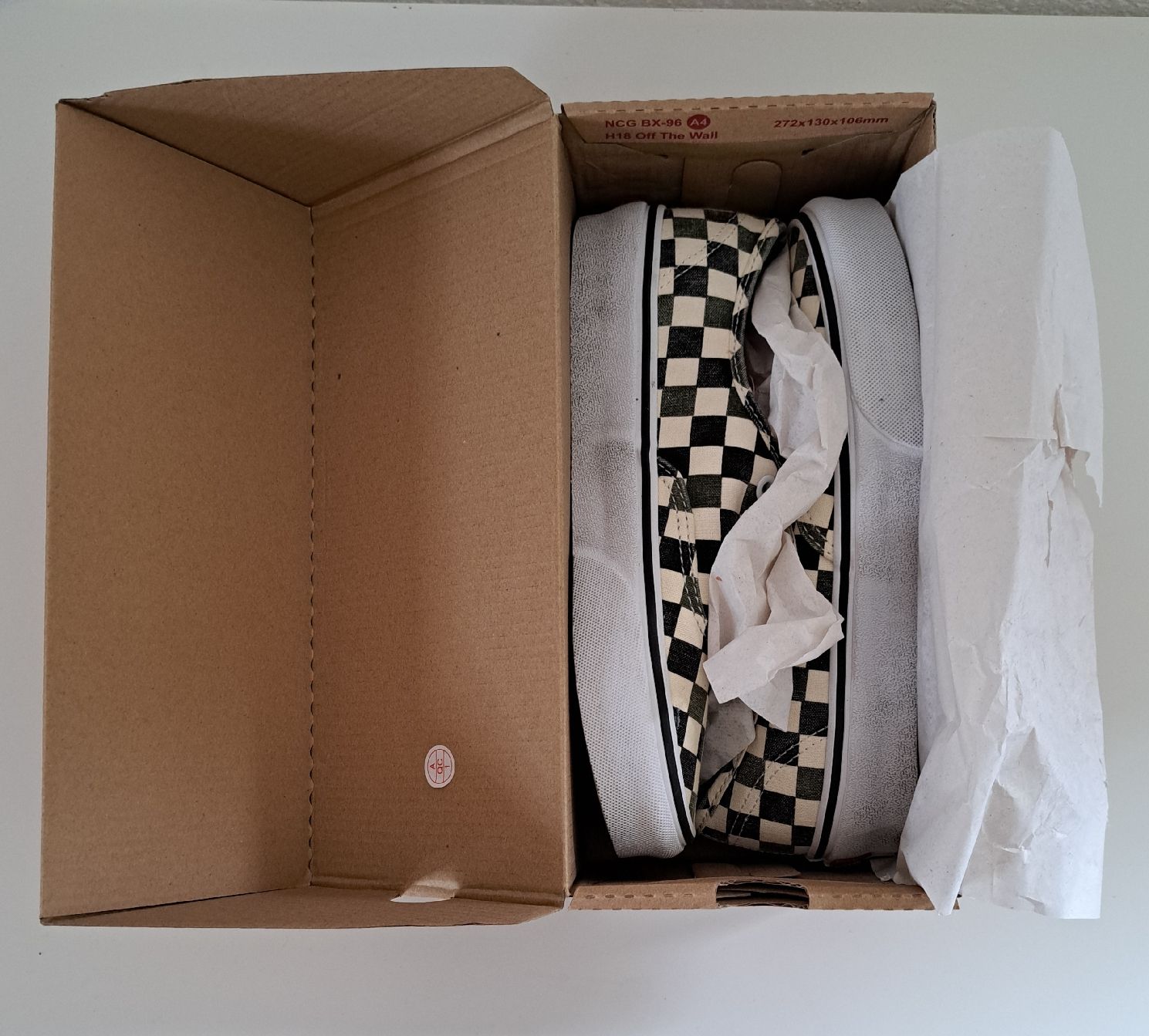 Vans Scarpe da uomo: Vans – Nuovo e nell'imballaggio originale da Romont BE venduto da cel_2qsz 1