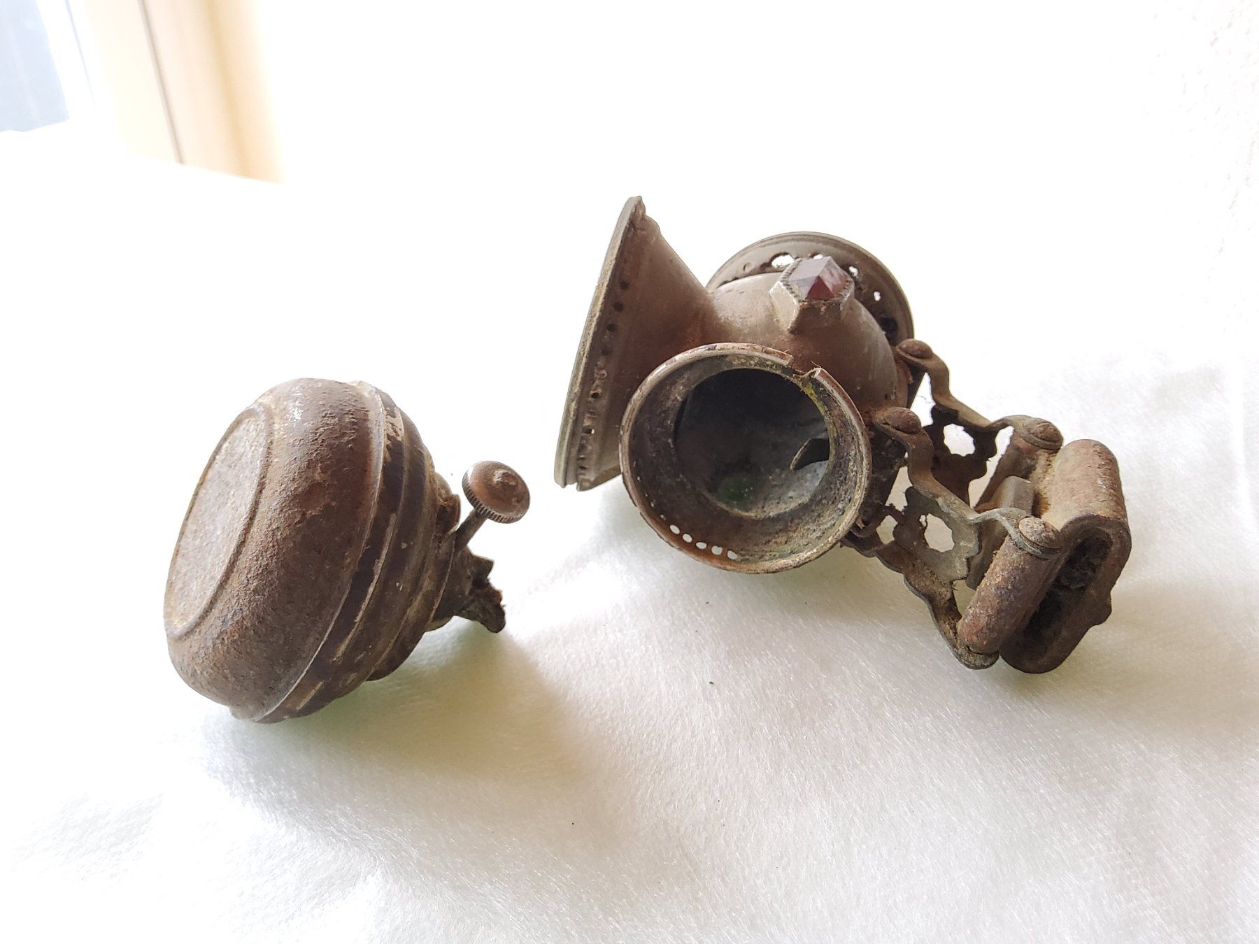 Lampes anciennes: Ancienne lanterne de vélo  – D'occasion à Malleray par Broc-Mo 6