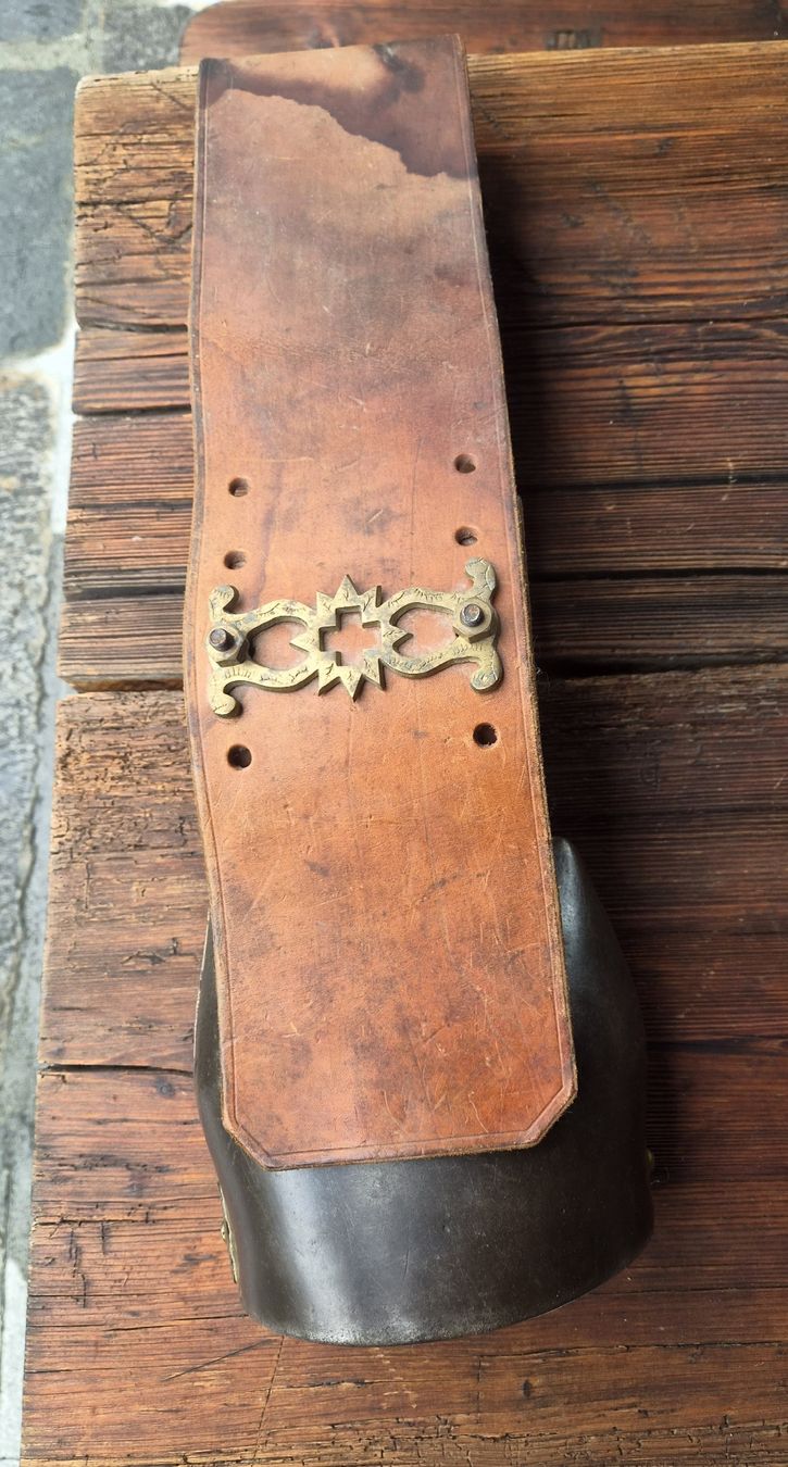 Chamonix Cloches & sonnailles:  DEVOUASSOUD Chamonix 10 – D'occasion à Farvagny-le-Grand par CollectibleWatches 4