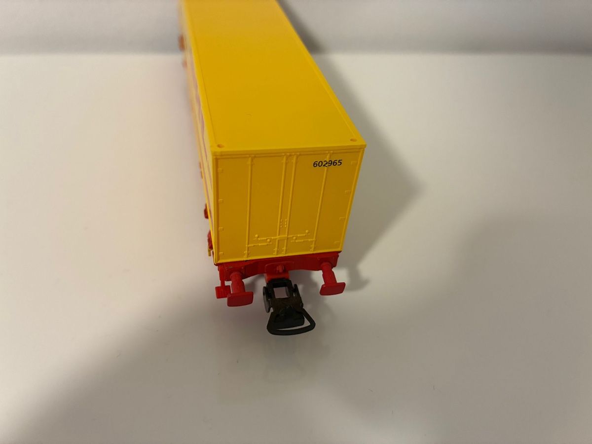 Piko Modelleisenbahnen: Wagen DHL Piko – Gebraucht aus Stans von lor_p8xh 2
