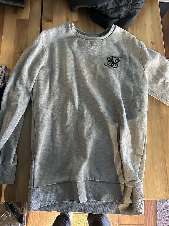 Pulls & Sweat-shirts: Siksilk Pullover XS – D'occasion à Interlaken par raphael26