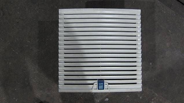 Rittal Componenti elettronici: Lüfter SK3244.100 Rital – Usato da Thun venduto da Estell 1