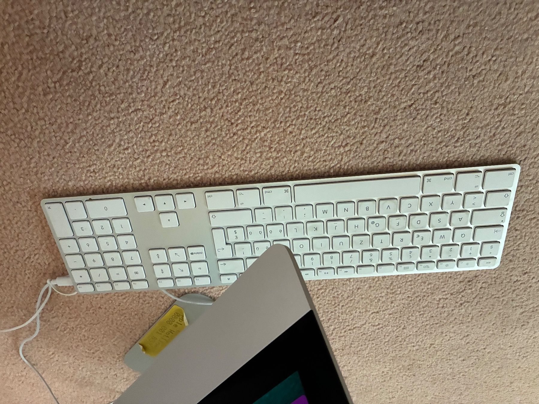 Apple PC: Apple iMac Computer mit Tastatur neuwertig – Usato da Unterägeri venduto da Phil5 1