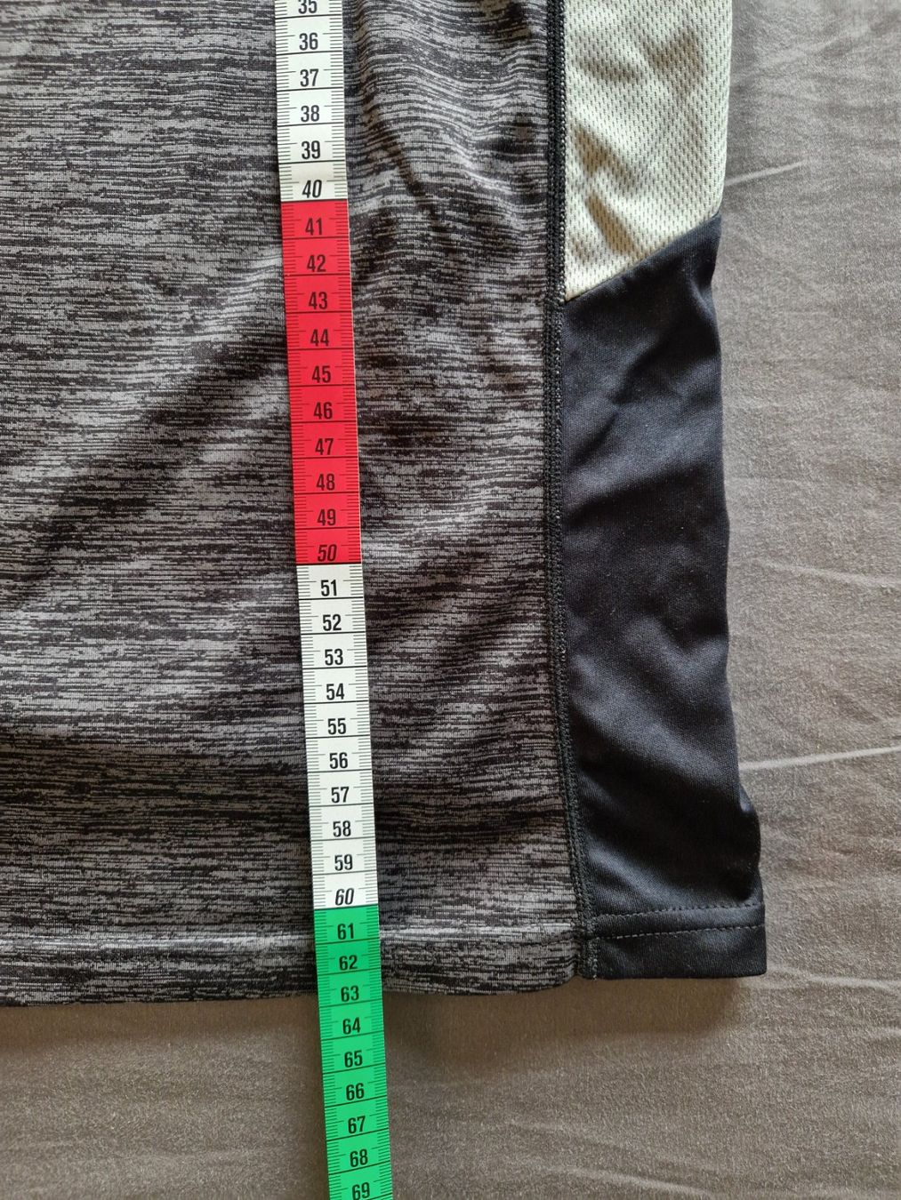 T-shirt: Tshirt sport – Usato da Lausanne venduto da mgo_yx25 1
