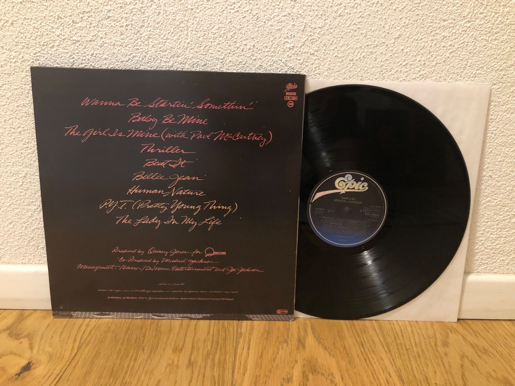 Schallplatten: MICHAEL JACKSON - THRILLER LP EU 1982 EPIC – Gebraucht aus Zofingen von kartengeheimniss 1