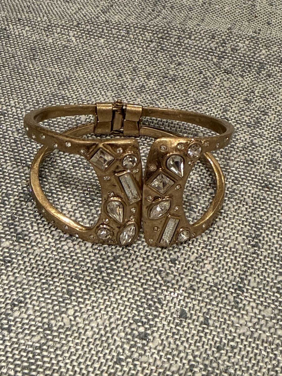 Bracciali & Braccialetti: Gold-toned Cuff Bracelet with Rhinestones – Usato da Zürich venduto da salifali