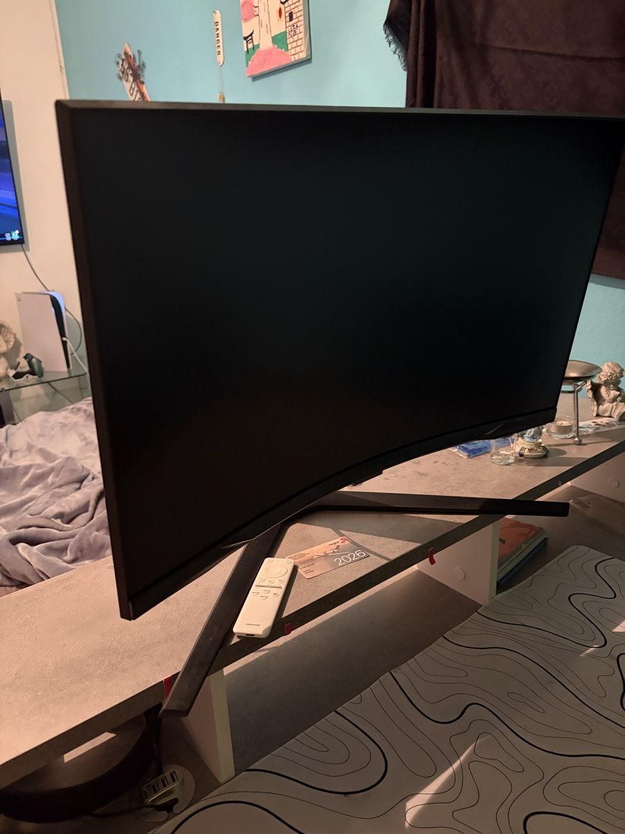 Monitor: Gaming Monitor – Nuovo (secondo la descrizione) da zürich venduto da hau_jx2l