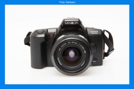 Minolta Dynax 303si con AF 35-80mm f 4-5.6