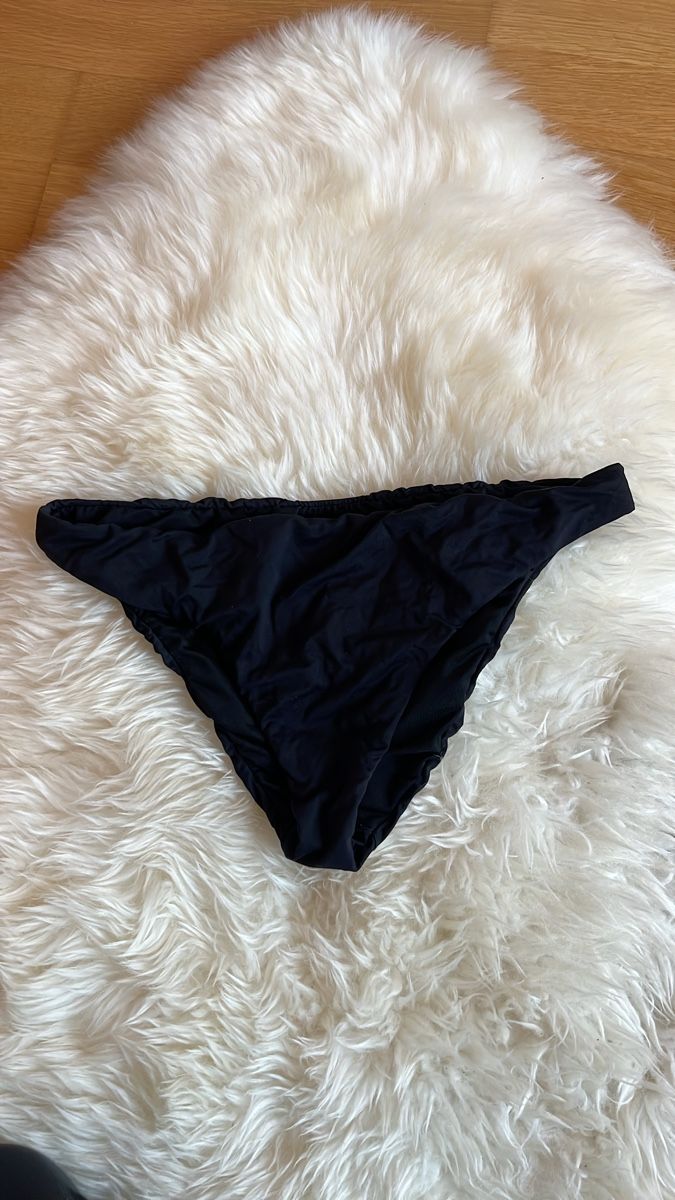 Calzedonia Costumi da bagno & Bikini: Schwarzer Bikini-Slip, Gr.S, Calzedonia – Usato da Aarburg venduto da Petite-closet-Loop