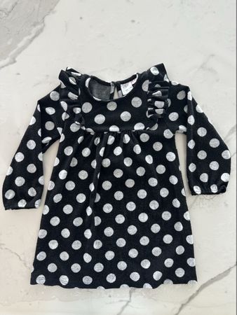 Robe Zara pois noirs et blancs taille 116 cm 5-6 ans