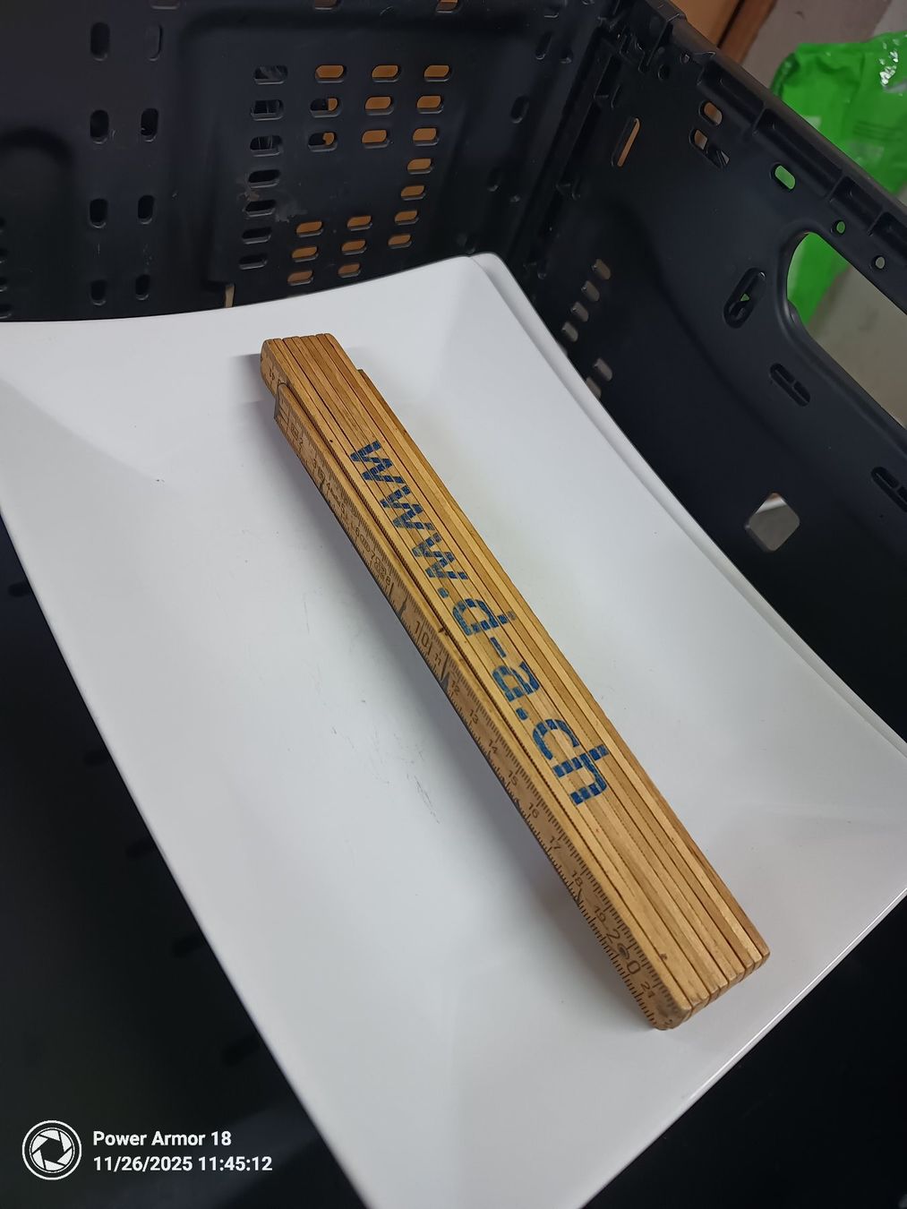 Ikea Piatti: IKEA Teller rechteckig 20,5 x 27,5 – Usato da Hundwil venduto da suktobler