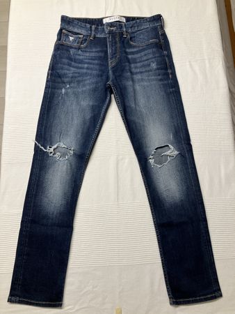 Blue-Jeans Guess