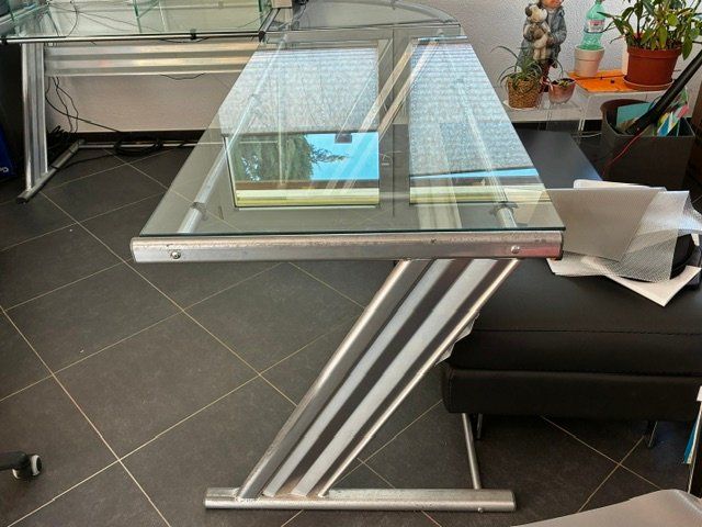 Scrivanie: Bureau en verre – Usato da St-Cierges venduto da merlin6633 2
