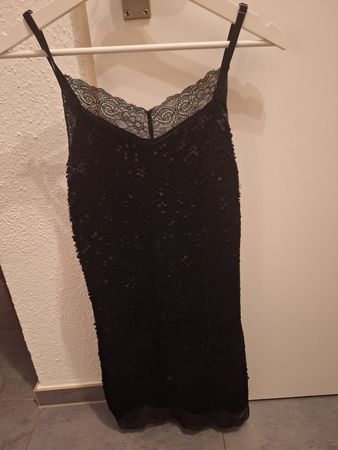Guess Pailetten Kleid wunderschön wie neu